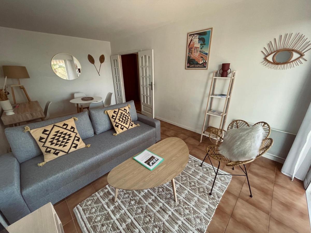 Apartamento La Paisible Saint-Raphaël Exterior foto