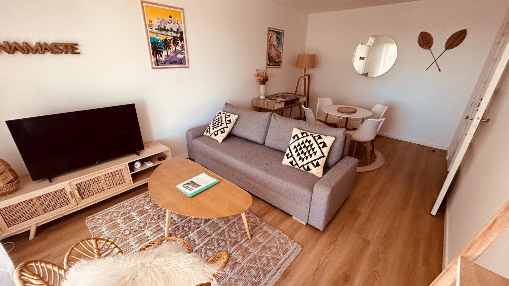 Apartamento La Paisible Saint-Raphaël Exterior foto